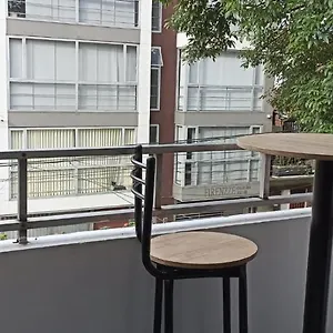Apartamento Con Balcon Laureles Estadio Medellín