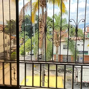 E2 Comodo Y Amplio Apartamento En Laureles Estadio 120 Mts2 Medellín