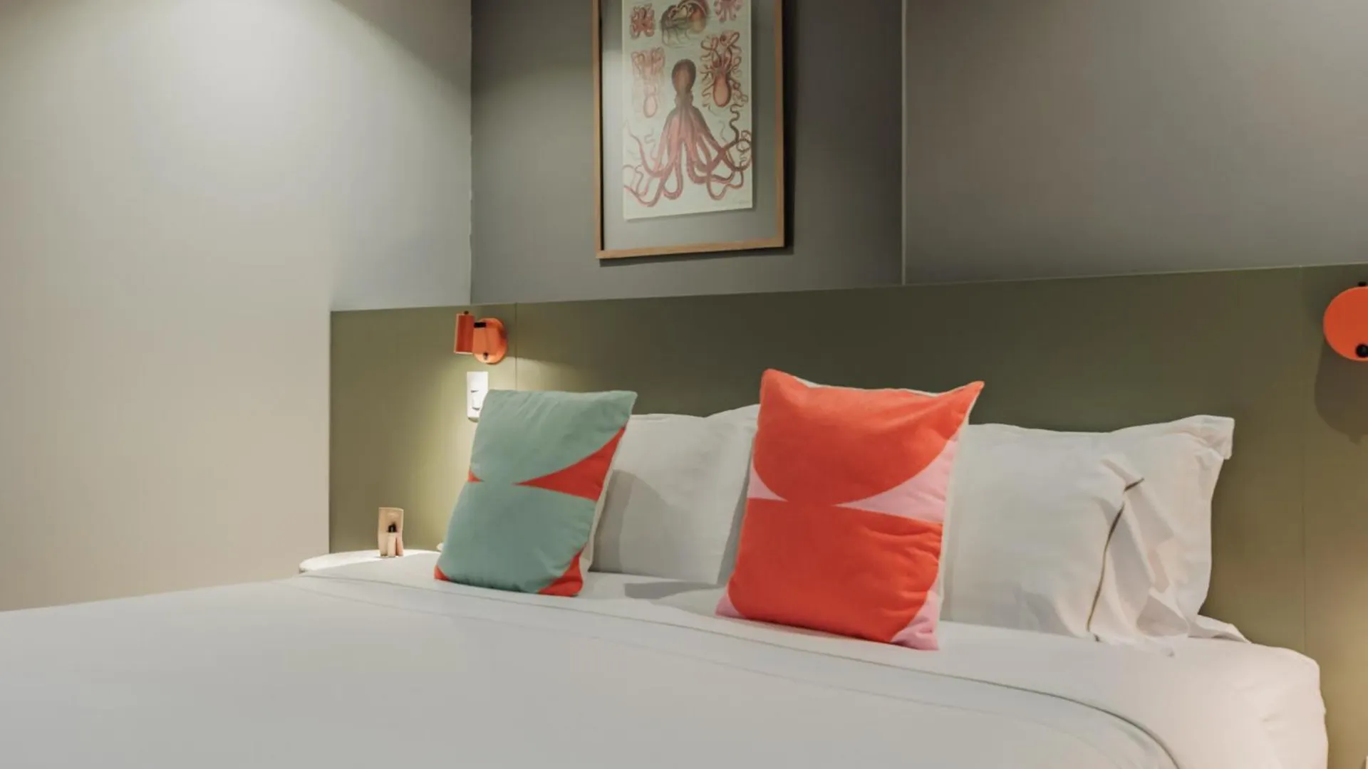 Versus Hotel Medellín 5*,